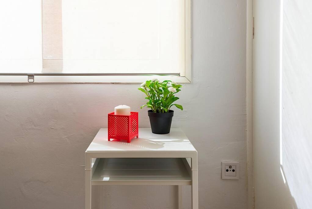 Sohocenter Apartment 2 Rooms Young People Only Málaga Eksteriør billede