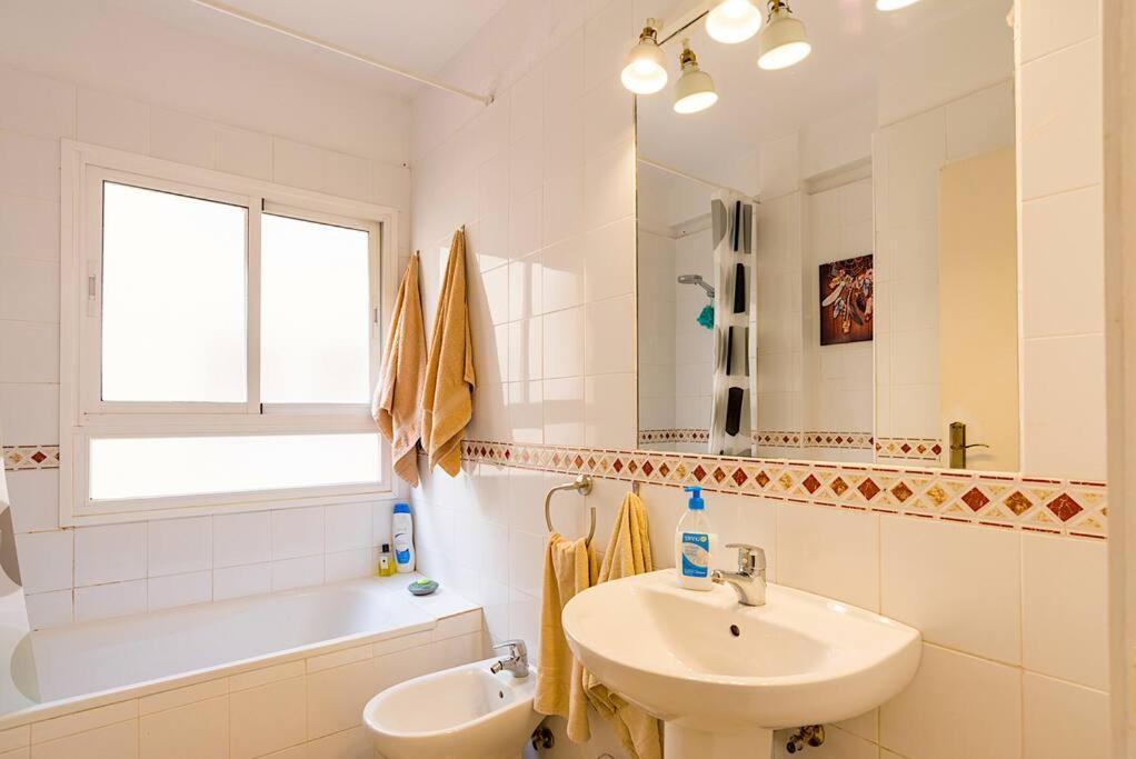 Sohocenter Apartment 2 Rooms Young People Only Málaga Eksteriør billede